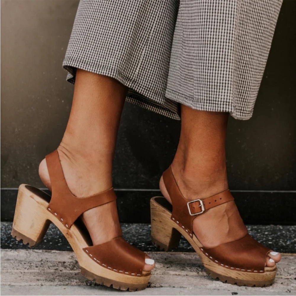 MIA Greta Tan Leather Clog Mules Handmade Swedish 8.5-9 EU 39